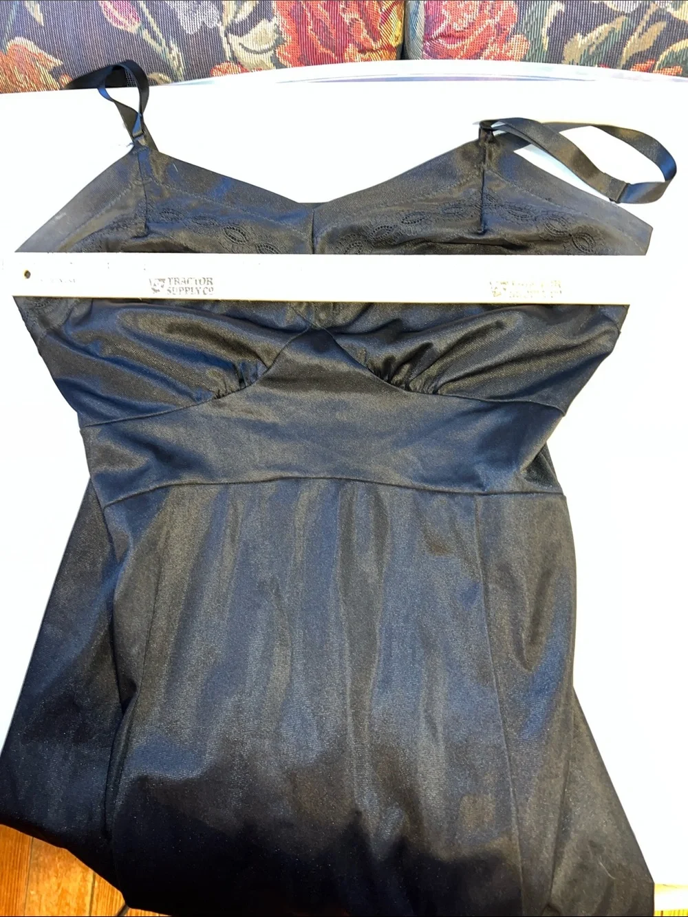 Vintage Vardon Black Slip 60/70’s 34